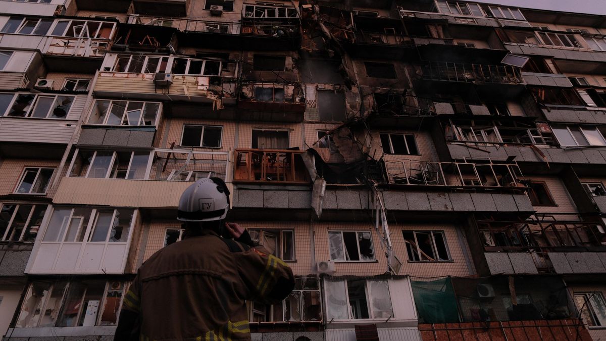 Noc v ostřelovaném Kyjevě: do krytu v pyžamu a s doklady